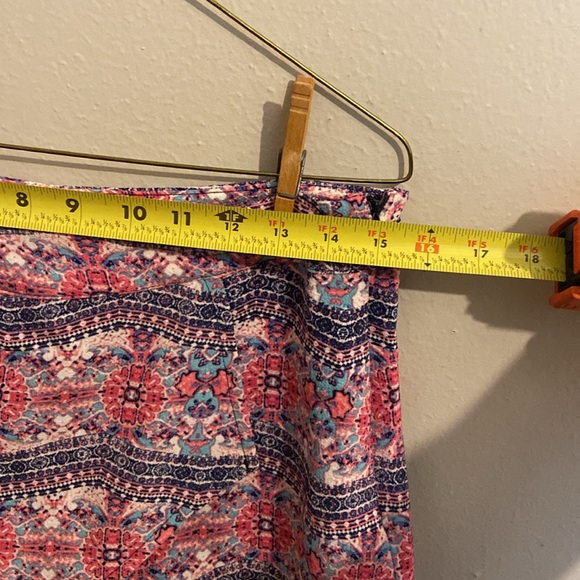 Pink republic skort. Size large - Picture 9 of 9